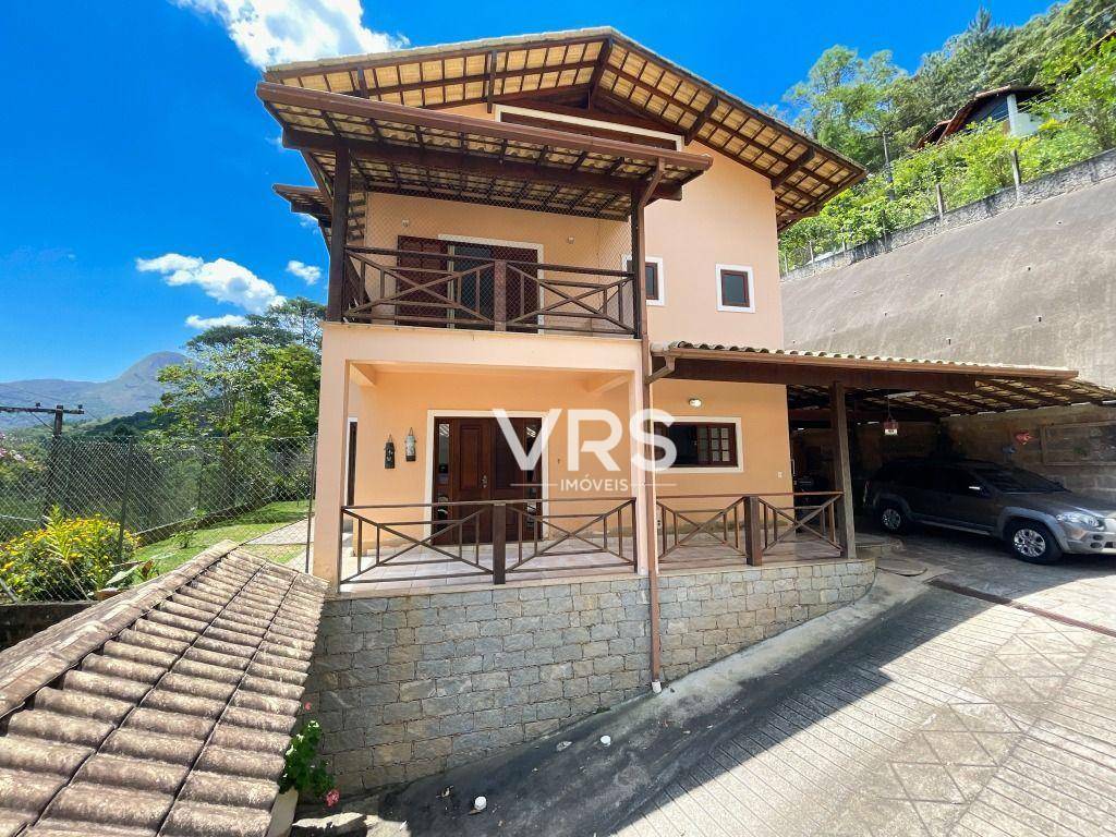 Casa de Condomínio à venda com 4 quartos, 216m² - Foto 35