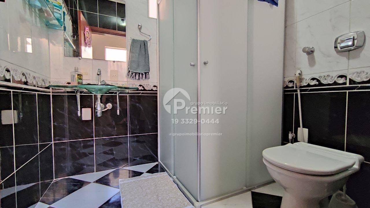 Casa à venda com 3 quartos, 214m² - Foto 17