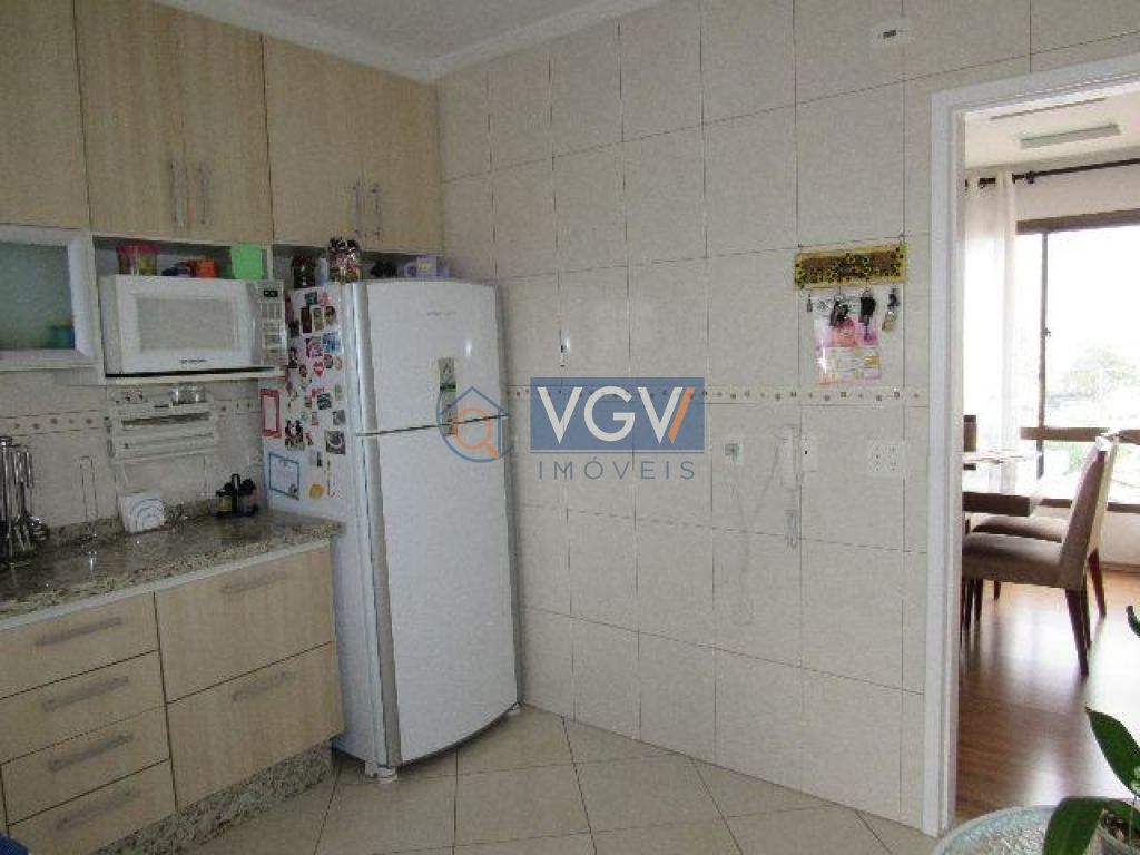 Apartamento à venda com 3 quartos, 90m² - Foto 12