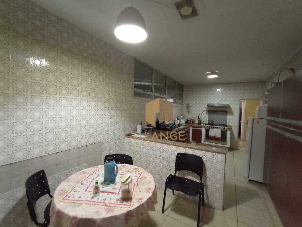 Apartamento à venda com 3 quartos, 200m² - Foto 17