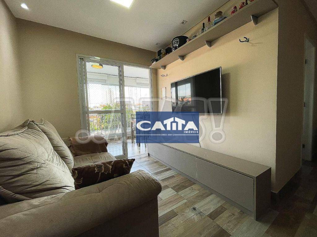 Apartamento à venda com 2 quartos, 62m² - Foto 2