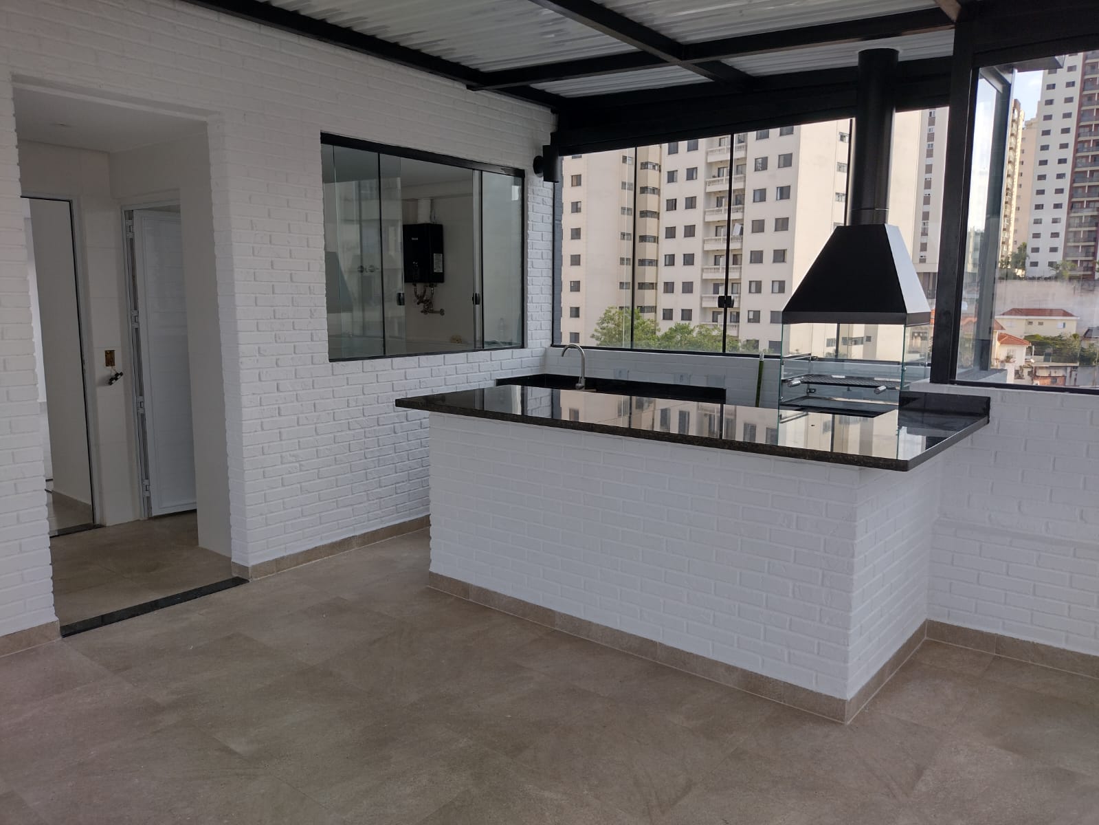 Apartamento à venda com 2 quartos, 100m² - Foto 14