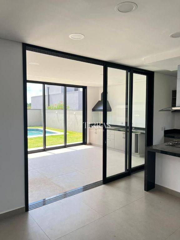 Casa de Condomínio à venda com 3 quartos, 246m² - Foto 12