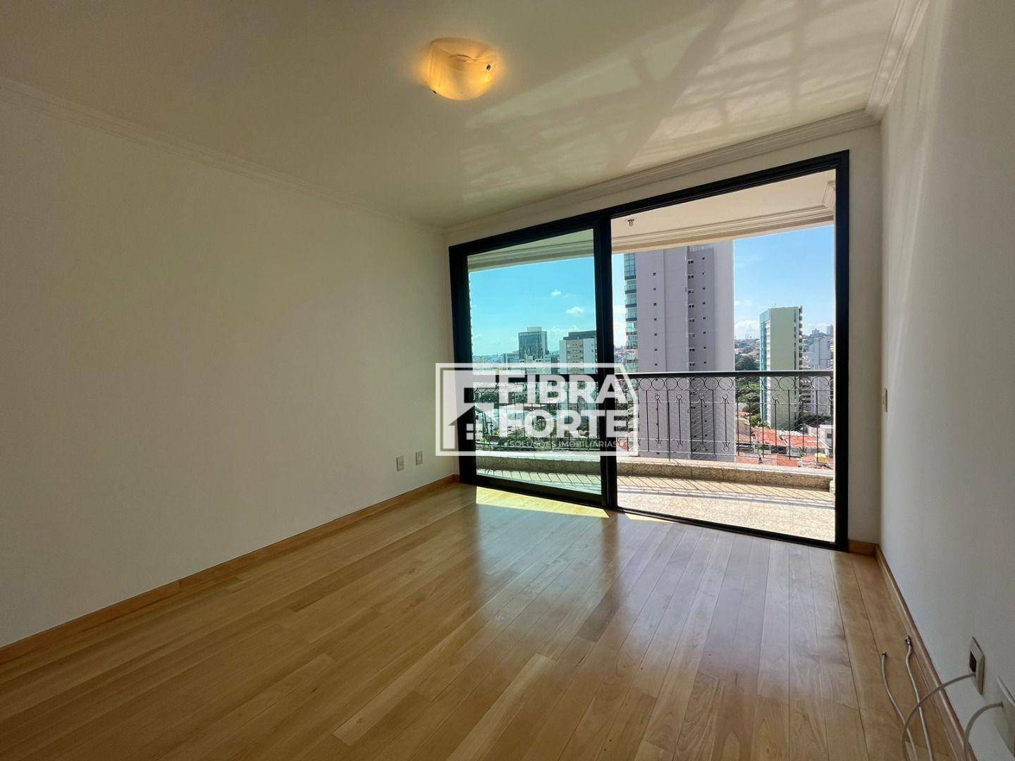 Apartamento à venda com 3 quartos, 103m² - Foto 2