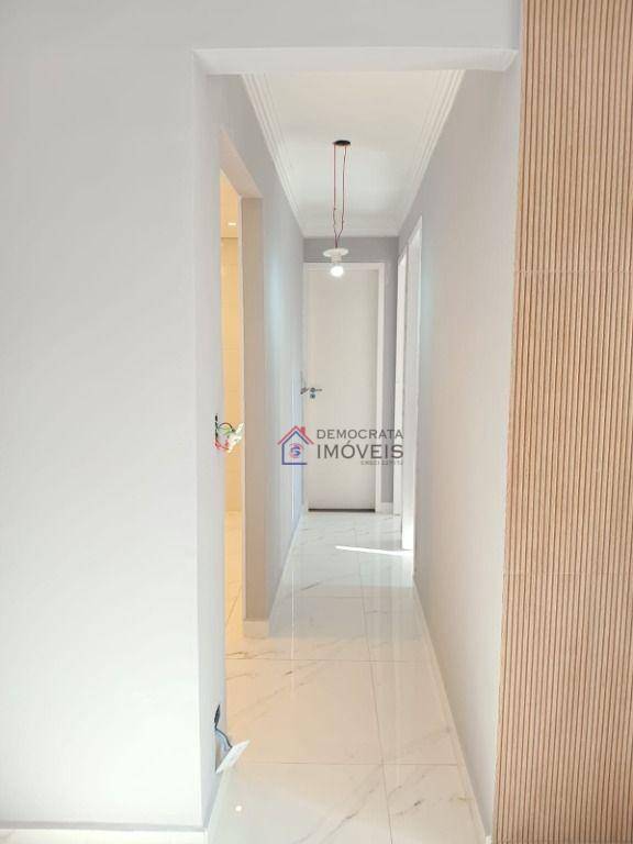 Apartamento à venda com 2 quartos, 62m² - Foto 11