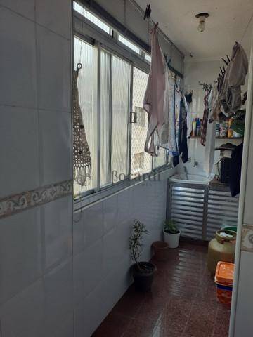 Apartamento à venda com 2 quartos, 80m² - Foto 12