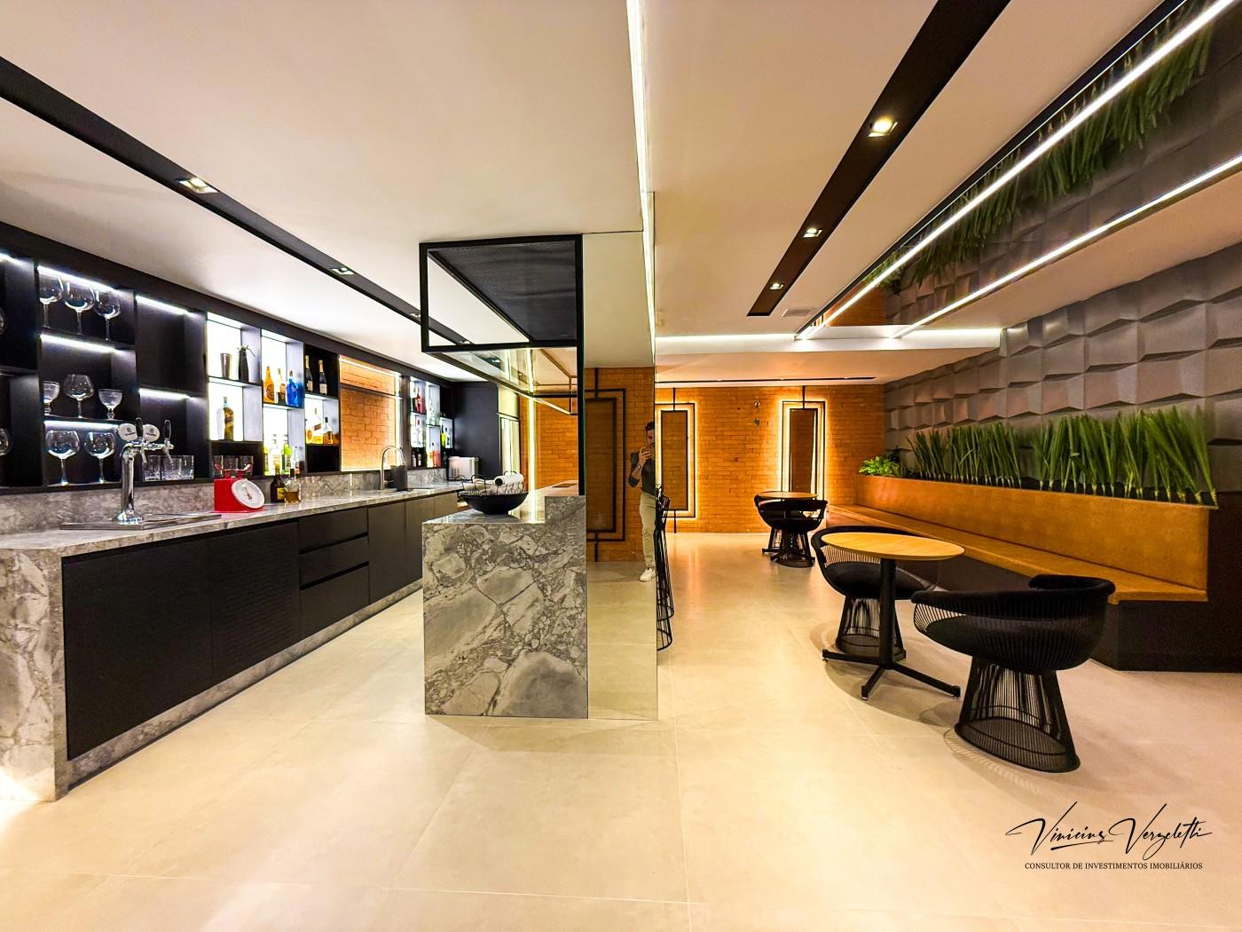 Casa para alugar com 4 quartos, 600m² - Foto 5