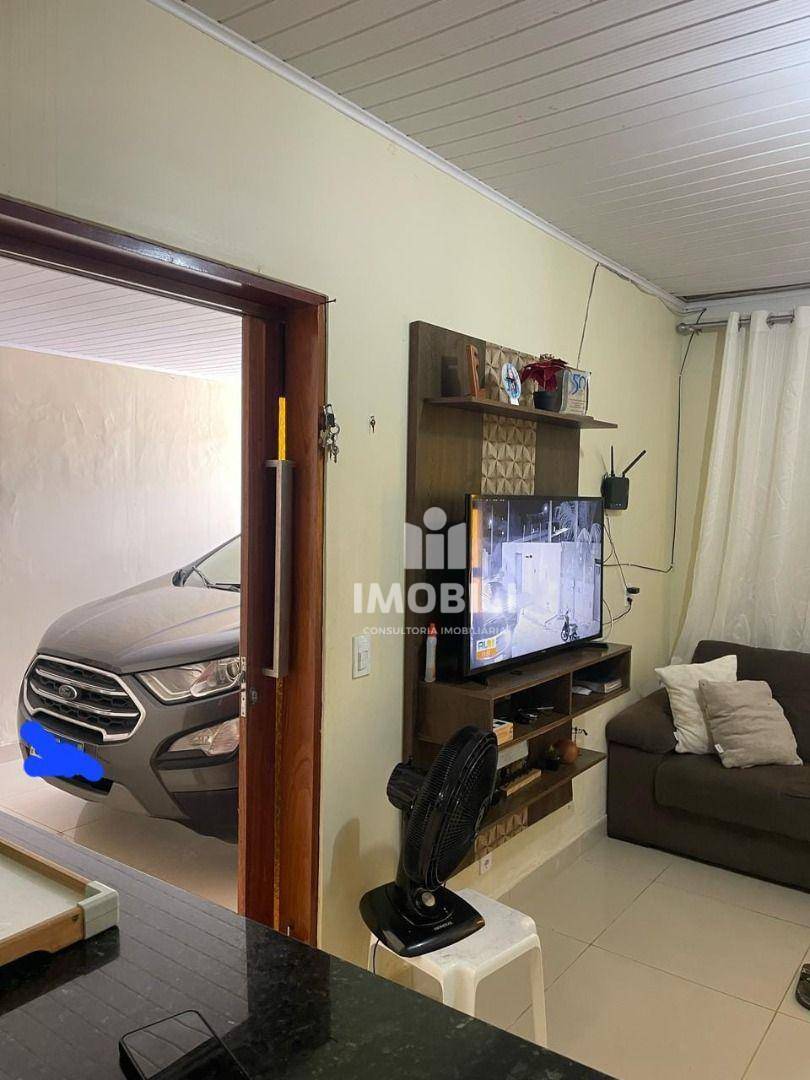 Casa à venda com 2 quartos, 90m² - Foto 8