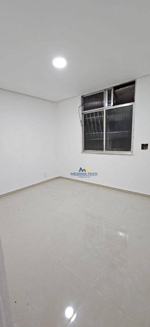 Apartamento à venda com 2 quartos, 60m² - Foto 7