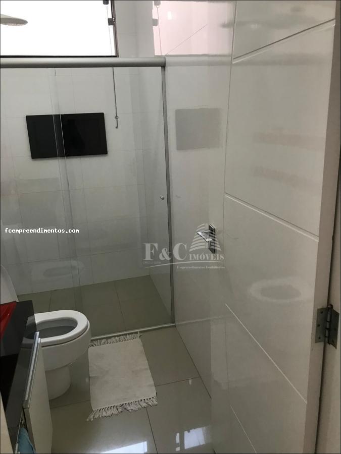 Casa à venda com 3 quartos, 200m² - Foto 45