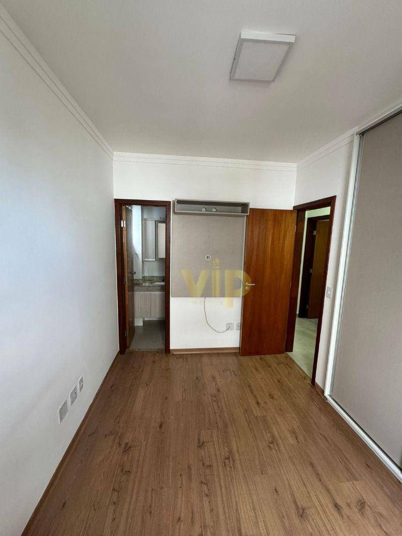 Apartamento à venda com 2 quartos, 75m² - Foto 5