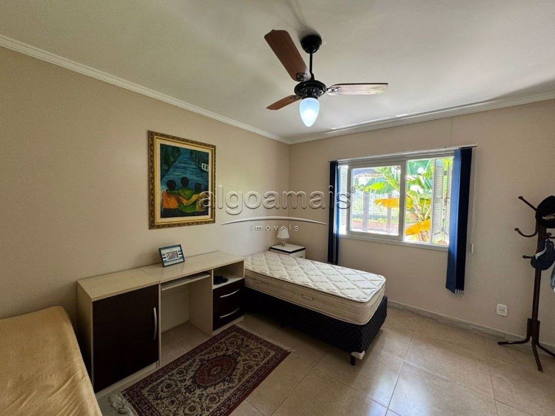 Casa à venda com 4 quartos, 155m² - Foto 19