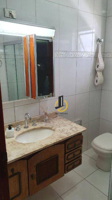 Sobrado à venda com 2 quartos, 185m² - Foto 23