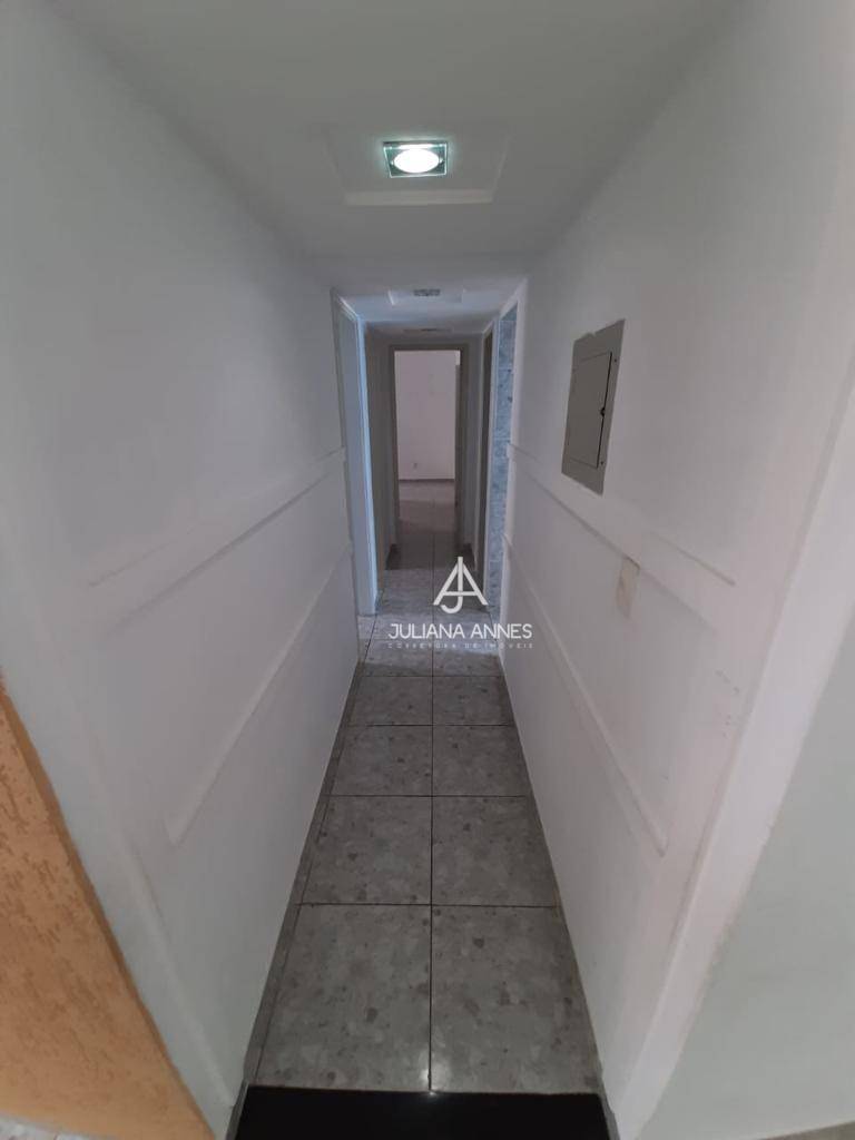 Apartamento à venda com 3 quartos, 98m² - Foto 4