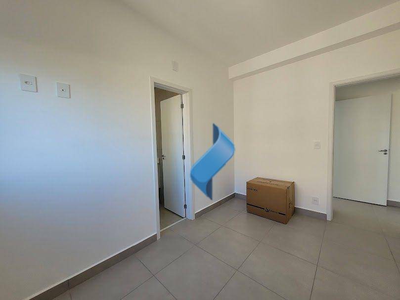 Apartamento para alugar com 3 quartos, 125m² - Foto 22