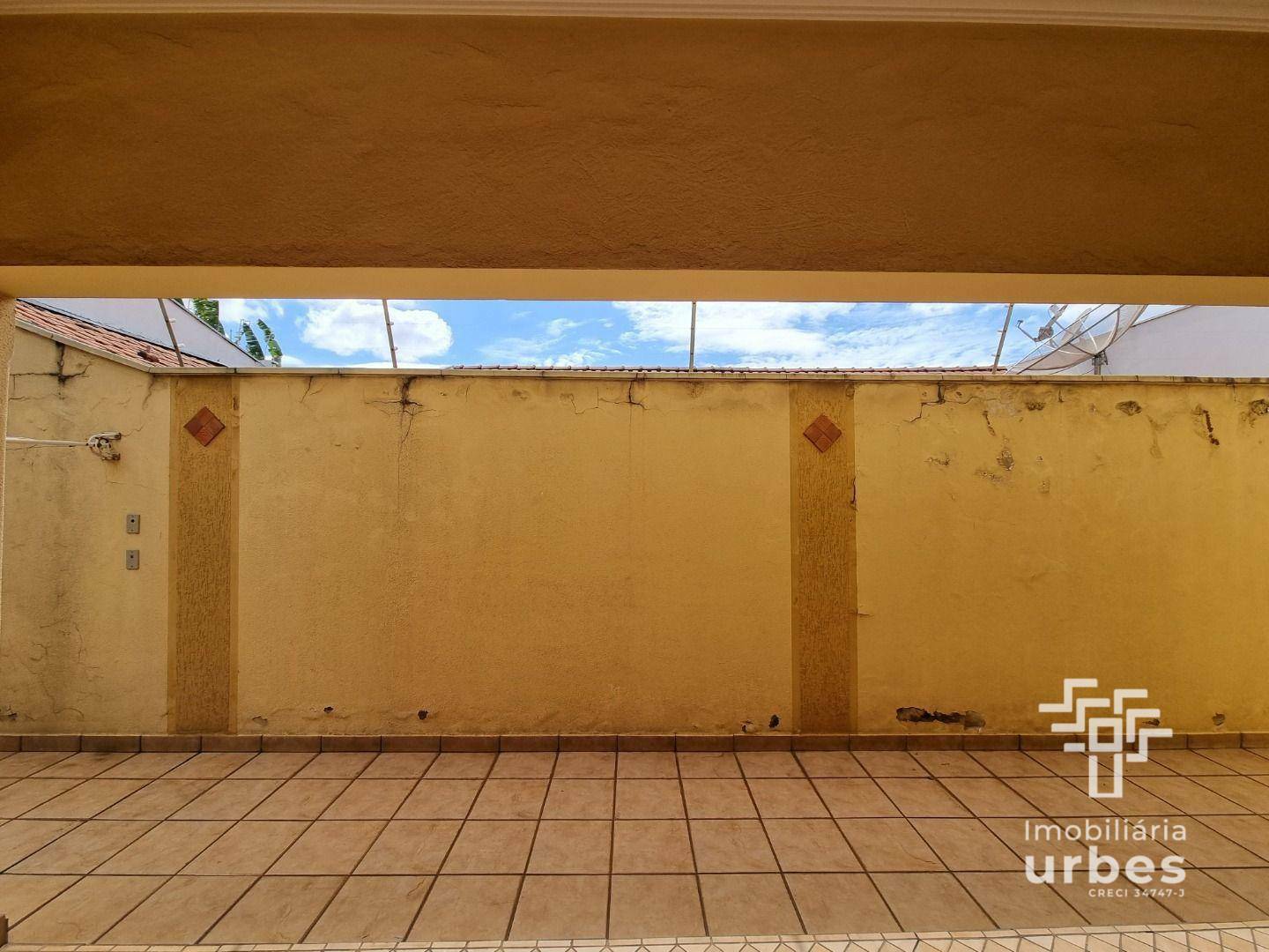 Casa à venda com 4 quartos, 196m² - Foto 8