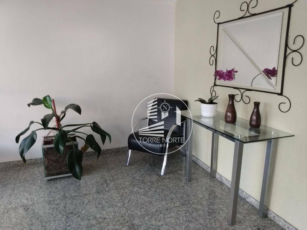 Apartamento à venda com 2 quartos, 43m² - Foto 4