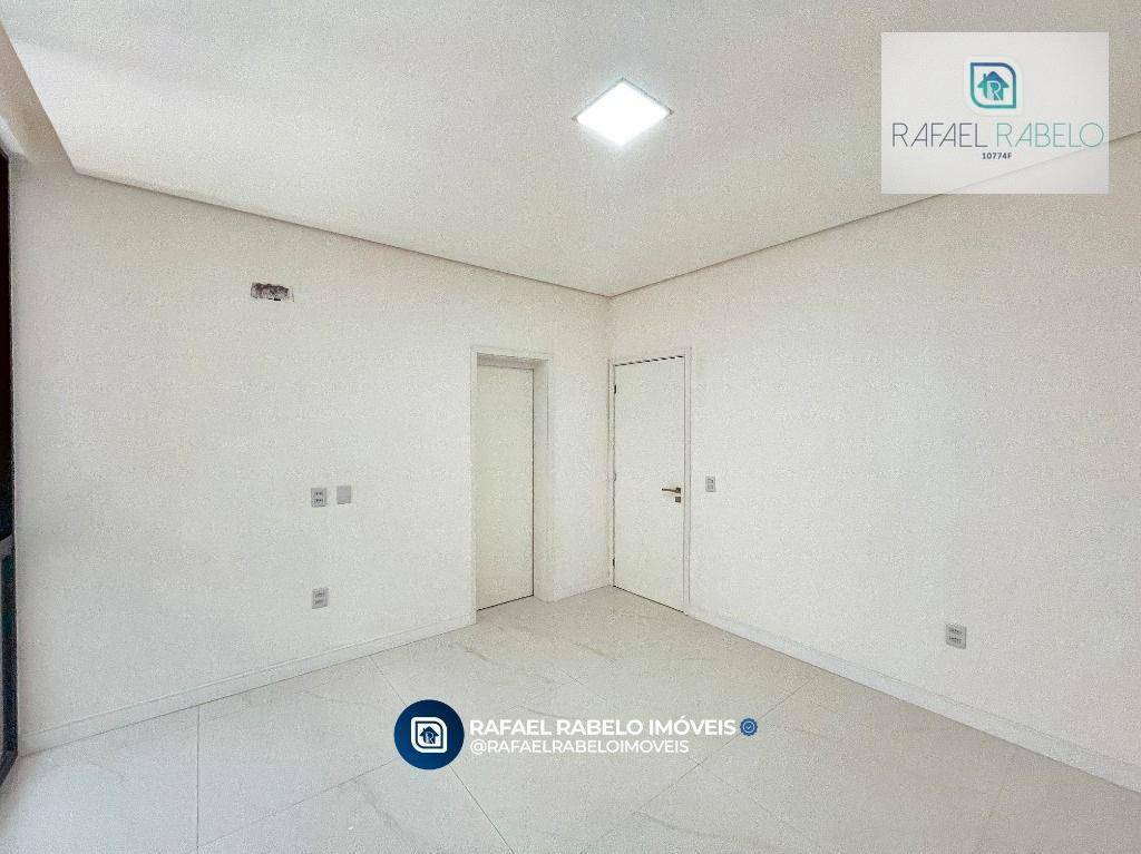 Casa de Condomínio à venda com 4 quartos, 330m² - Foto 16