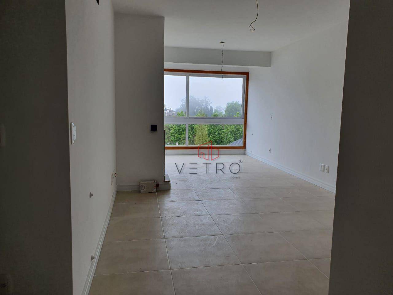 Apartamento à venda com 2 quartos, 106m² - Foto 2