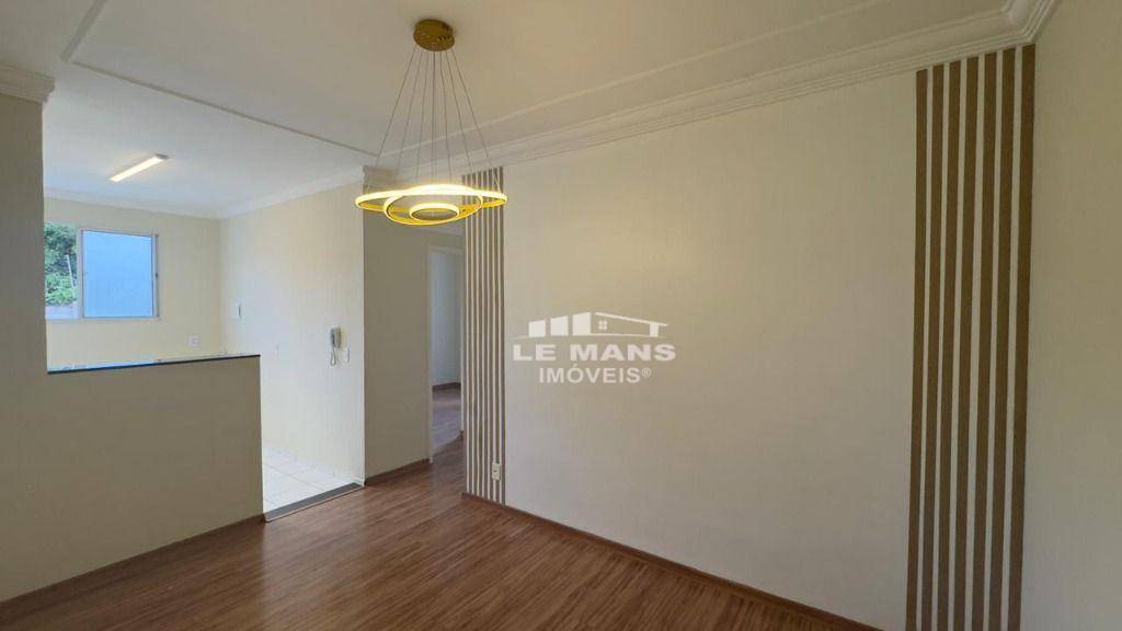 Apartamento à venda com 2 quartos, 47m² - Foto 1