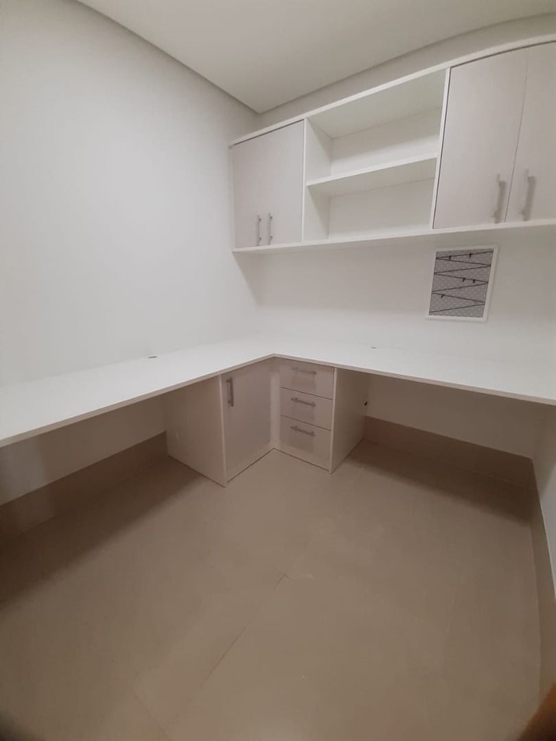 Apartamento à venda com 3 quartos, 220m² - Foto 7