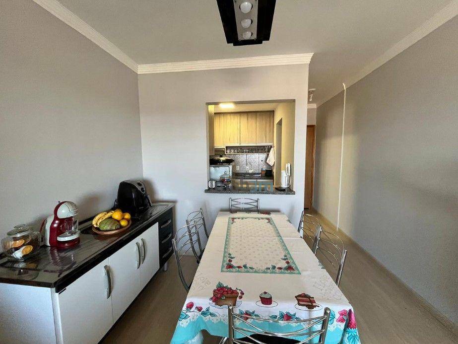 Apartamento à venda com 3 quartos, 71m² - Foto 3