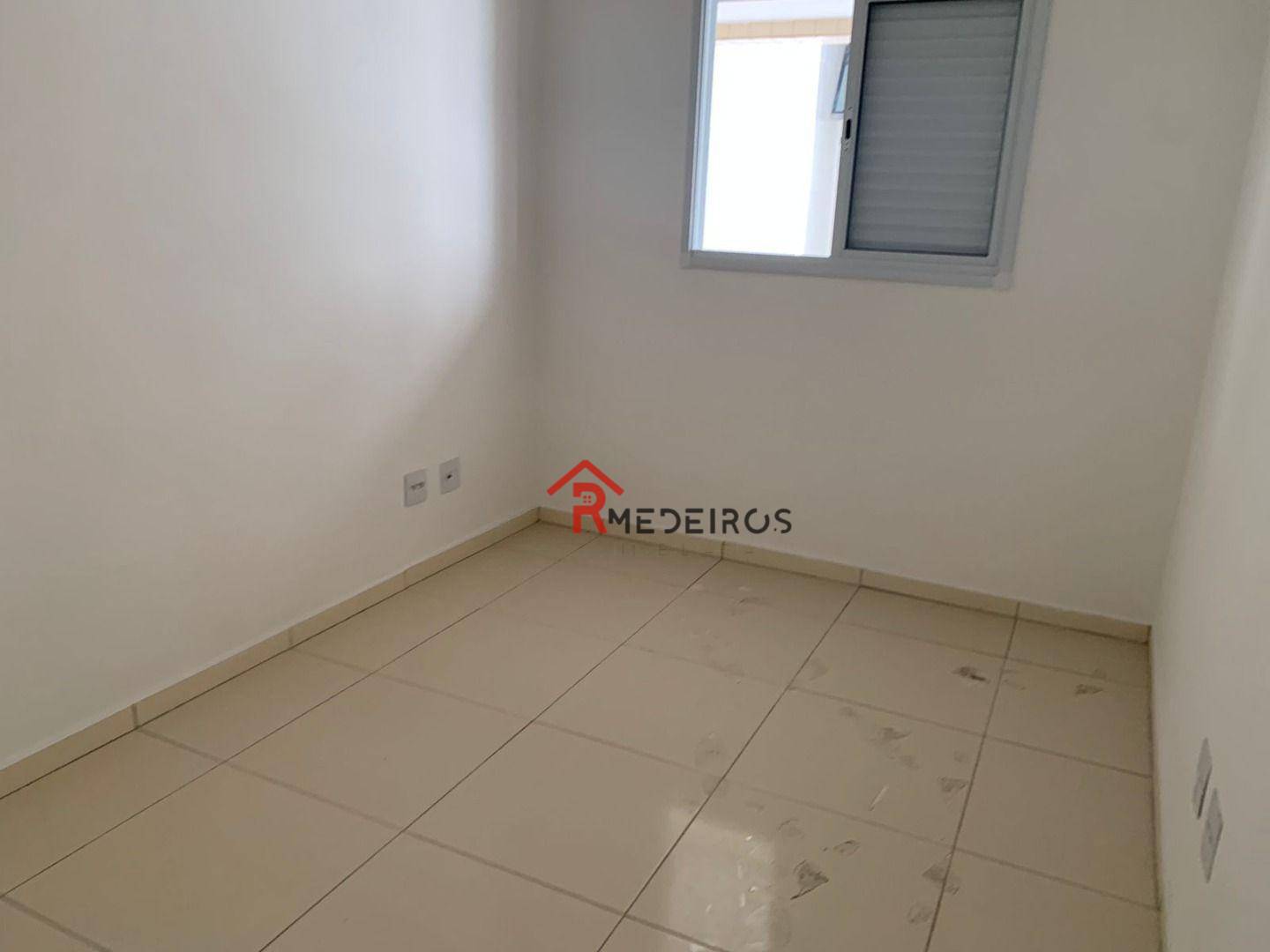 Apartamento à venda com 2 quartos, 66m² - Foto 13