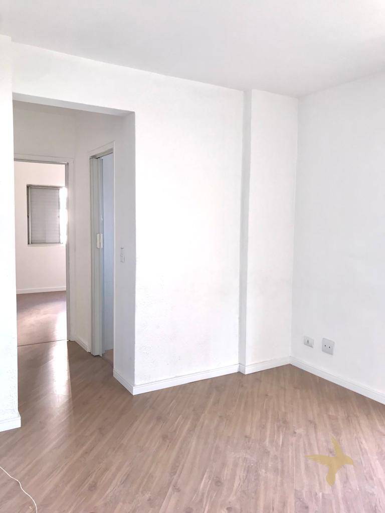 Apartamento para alugar com 1 quarto, 35m² - Foto 10