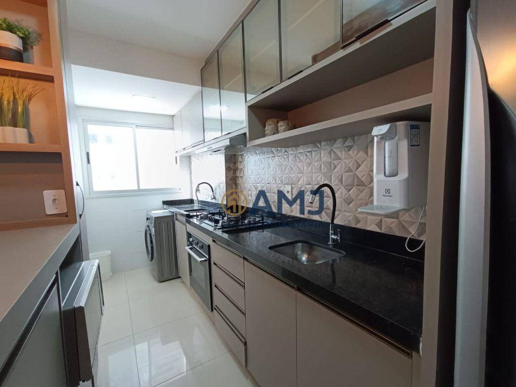 Apartamento à venda com 2 quartos, 56m² - Foto 13