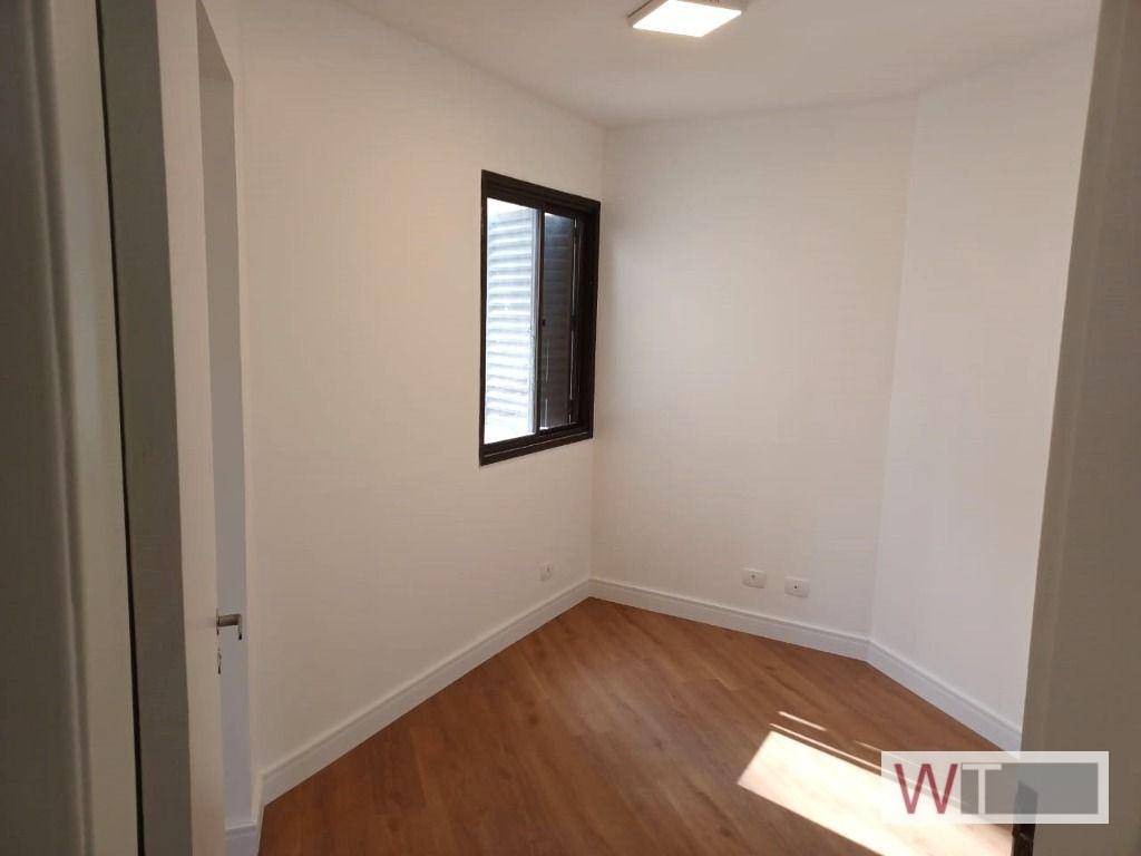 Apartamento para alugar com 3 quartos, 97m² - Foto 10