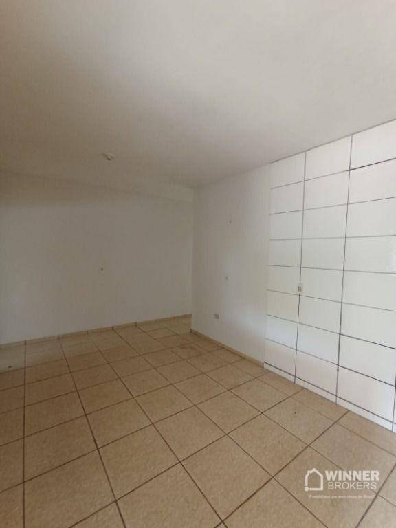 Casa para alugar com 3 quartos, 77m² - Foto 13