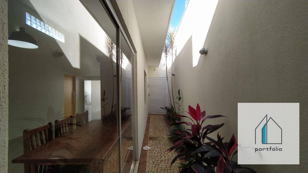 Casa à venda com 4 quartos, 200m² - Foto 19