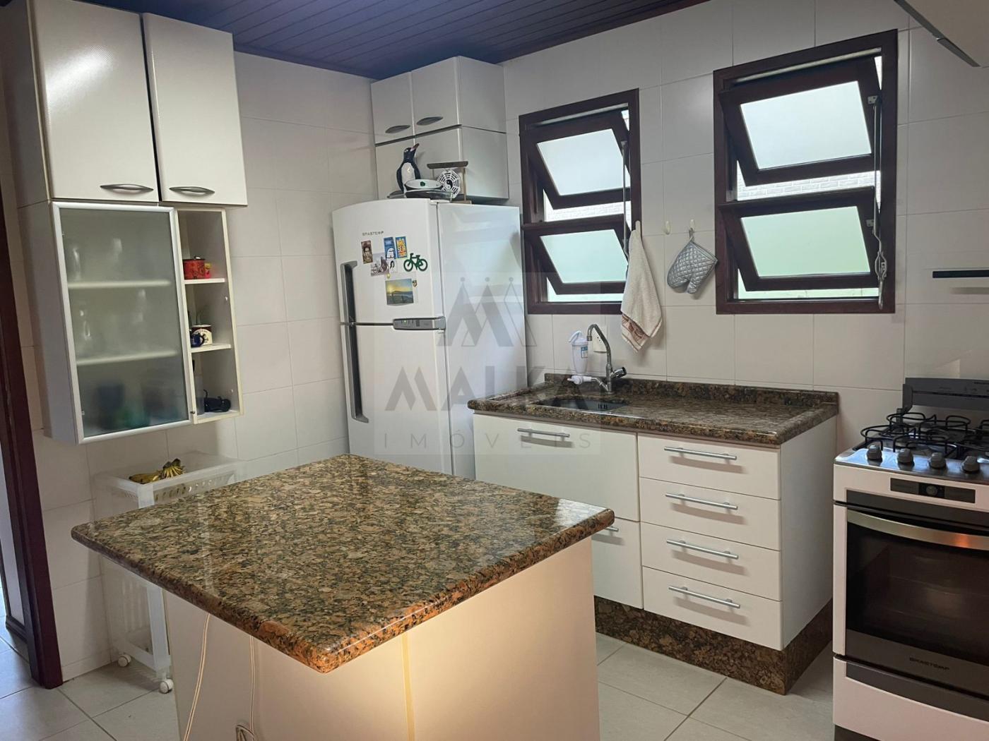 Casa à venda com 3 quartos, 153m² - Foto 8