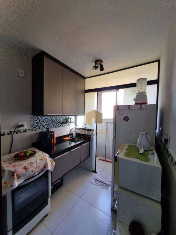 Apartamento à venda com 3 quartos, 54m² - Foto 4