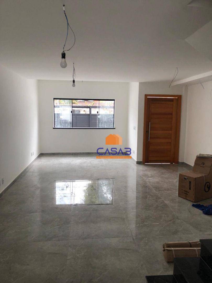 Casa à venda com 4 quartos, 131m² - Foto 6