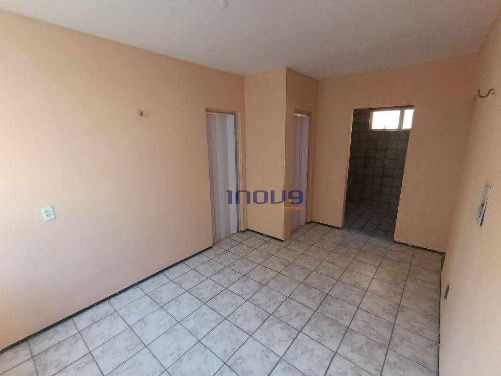 Apartamento à venda com 2 quartos, 44m² - Foto 4