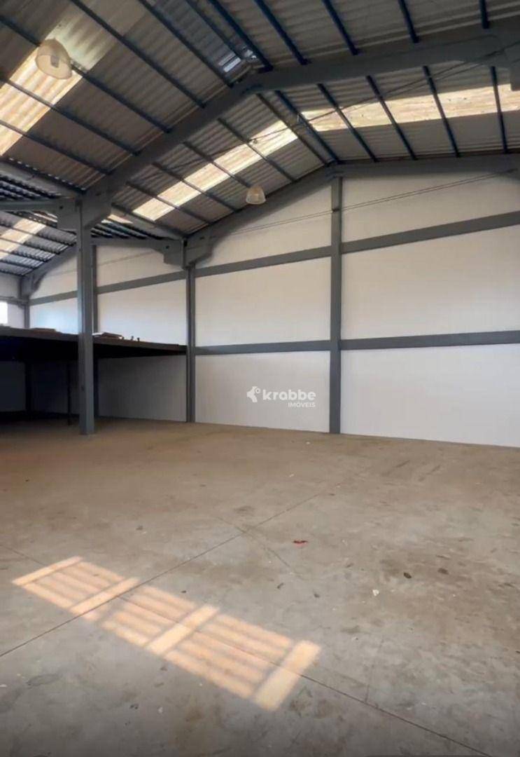 Depósito-Galpão-Armazém para alugar, 400m² - Foto 5