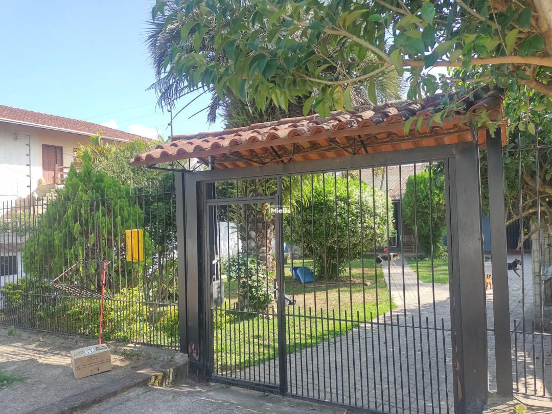 Casa à venda com 3 quartos, 141m² - Foto 2