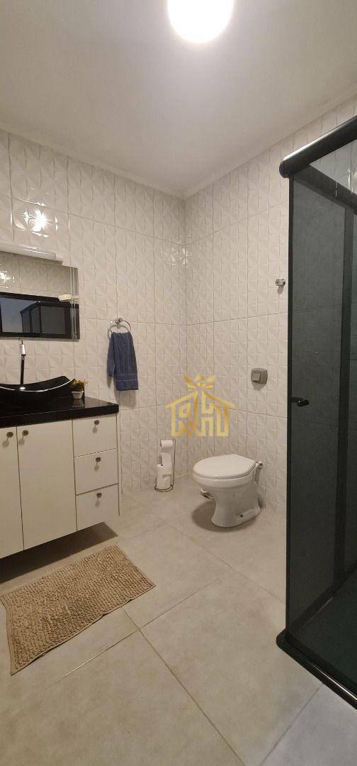 Apartamento à venda com 3 quartos, 136m² - Foto 19