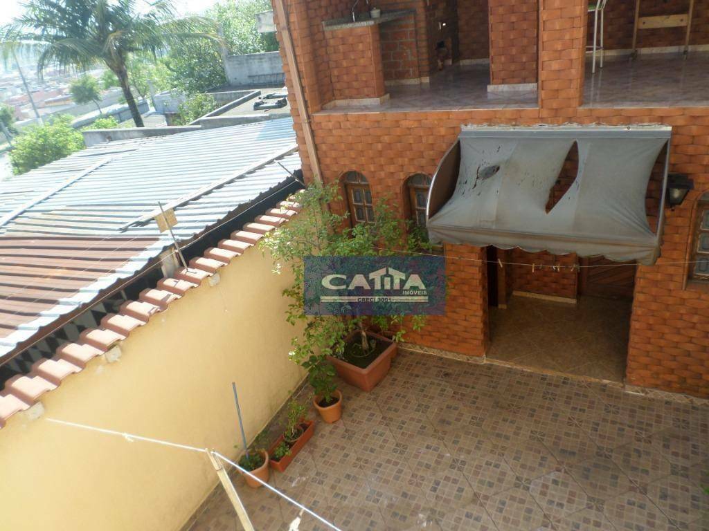 Sobrado à venda com 3 quartos, 194m² - Foto 4