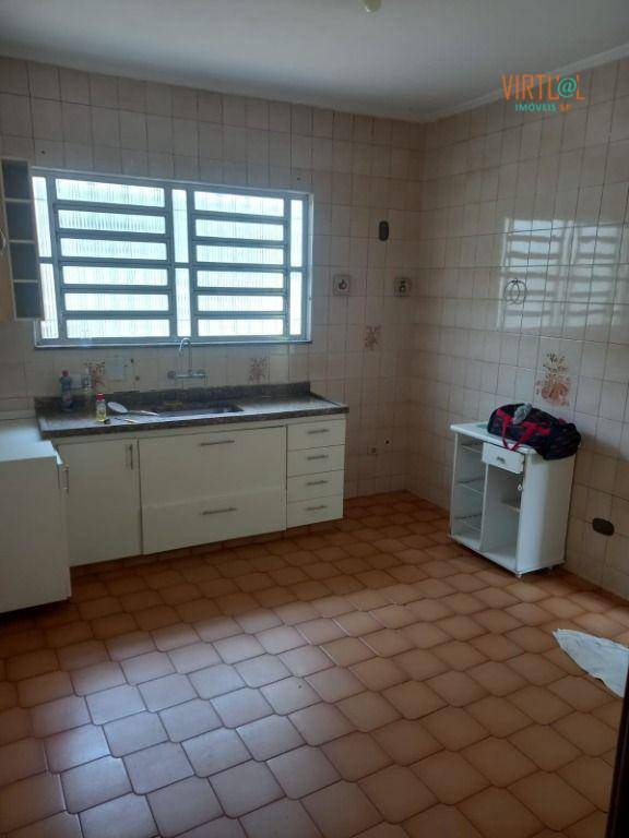 Sobrado à venda e aluguel com 3 quartos, 186m² - Foto 34