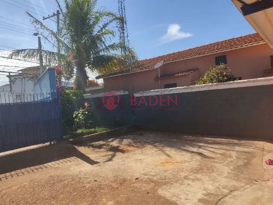 Chácara à venda com 4 quartos, 371m² - Foto 8