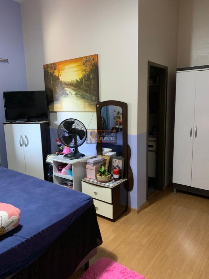 Sobrado à venda com 6 quartos, 460m² - Foto 4