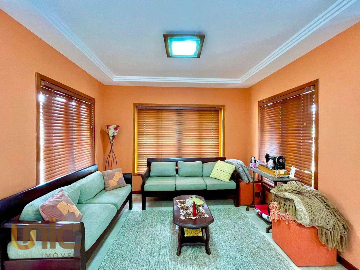 Casa de Condomínio à venda com 3 quartos, 220m² - Foto 5