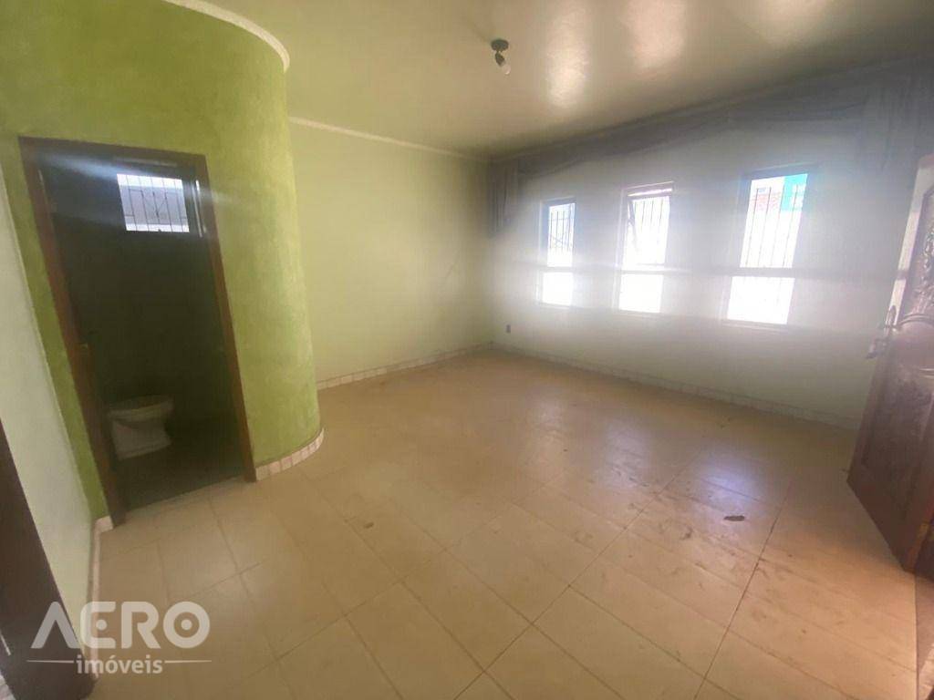 Casa para alugar com 3 quartos, 280m² - Foto 5