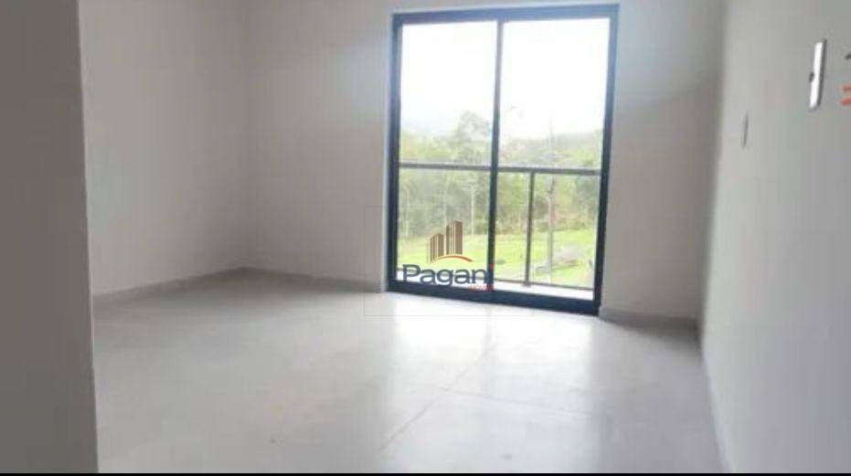 Sobrado à venda com 2 quartos, 78m² - Foto 4