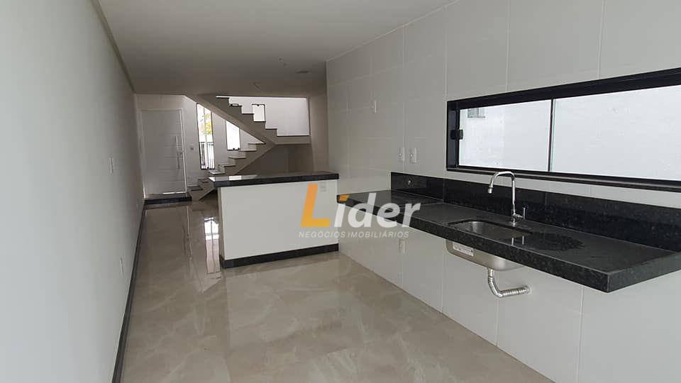 Casa à venda com 3 quartos, 90m² - Foto 15