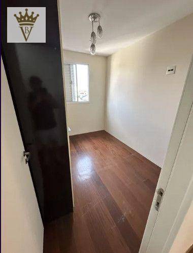 Apartamento à venda com 3 quartos, 68m² - Foto 2