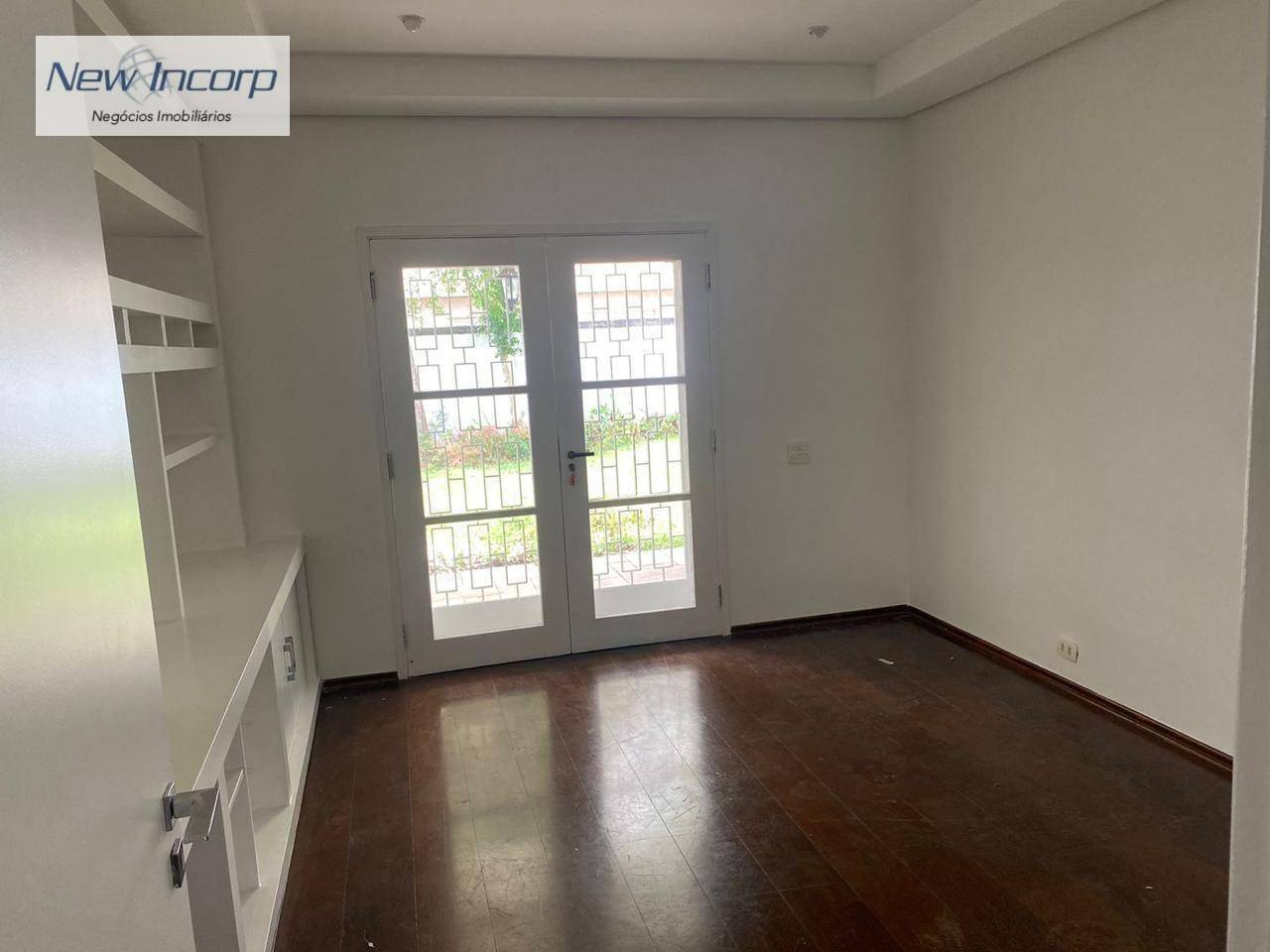 Casa à venda e aluguel com 4 quartos, 450m² - Foto 4