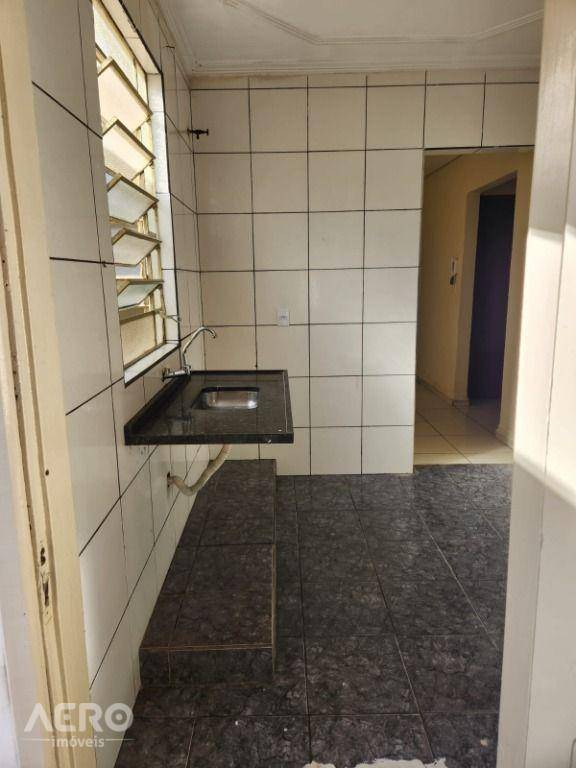 Casa à venda com 3 quartos, 196m² - Foto 20